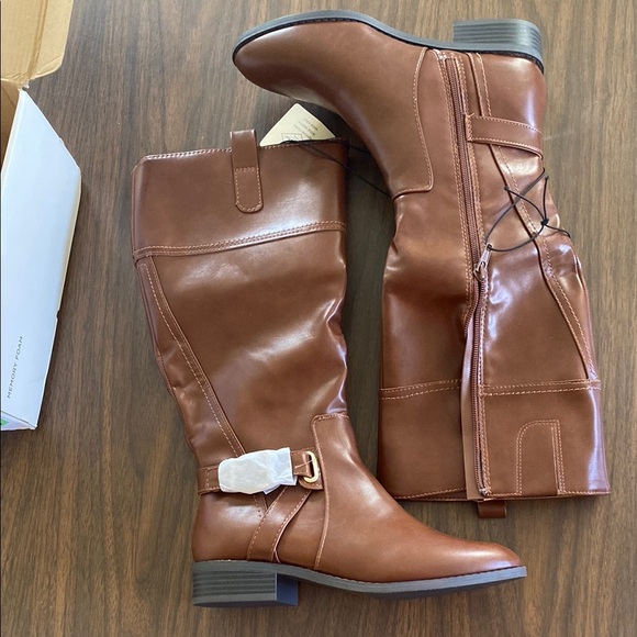 NWT Elegant Brown Leather Knee-High Boots - Picture 1 of 6